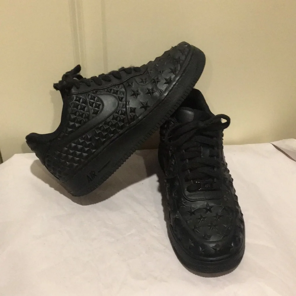Rare! Nike Air Force 1 womens Low Independence Day Black 789204-101 size 6